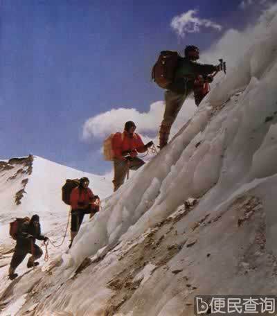 我国登山队从北坡征服珠穆朗玛峰