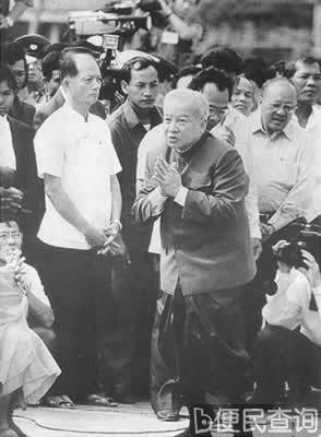 柬埔寨西哈努克亲王返抵金边