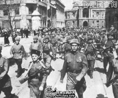 第二次世界大战苏军攻占华沙