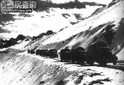 康藏、青藏公路正式通车