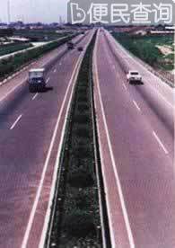 我国第一条高速公路沪嘉公路开通