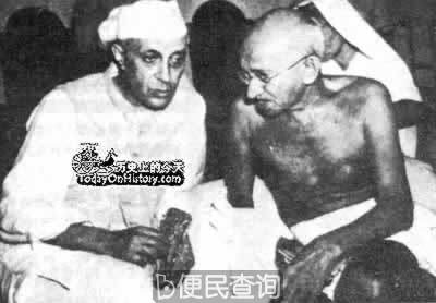尼赫鲁接替甘地成为国大党领袖