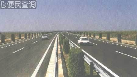 京津塘高速公路全线通车