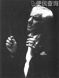 美国指挥家利昂纳德·伯恩斯坦出生