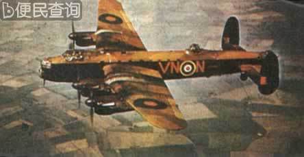 美英对柏林进行饱和轰炸，飞机制造厂遭袭击
