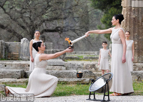 北京奥运会圣火采集仪式在希腊古奥林匹亚遗址举行