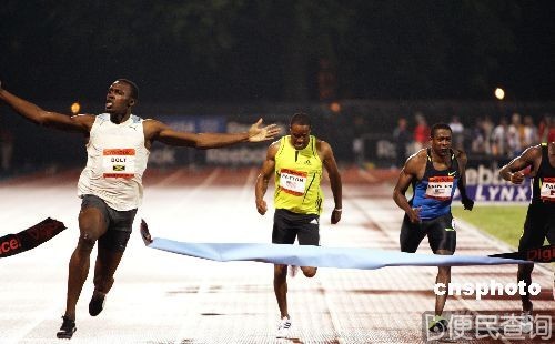 牙买加博尔特打破了男子100米的世界纪录