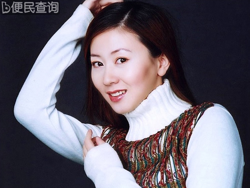 中国女模特汤加丽出生