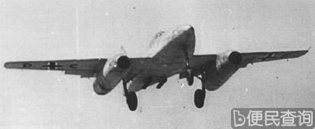 德国梅塞施密特喷气战斗机首次试飞成功